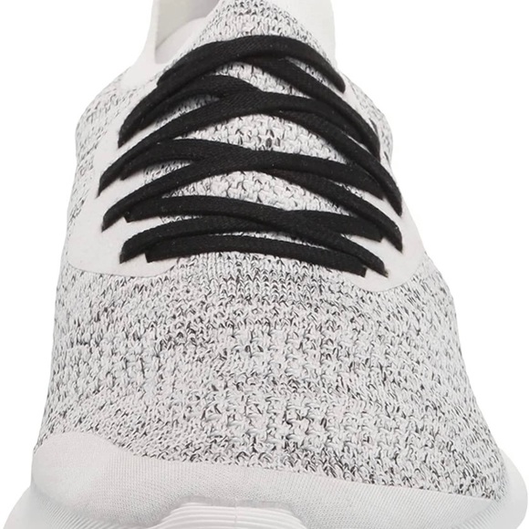 adidas Futurenatural Women's Running Shoes Seamless Black White Sz 9 NEW - Picture 5 of 7